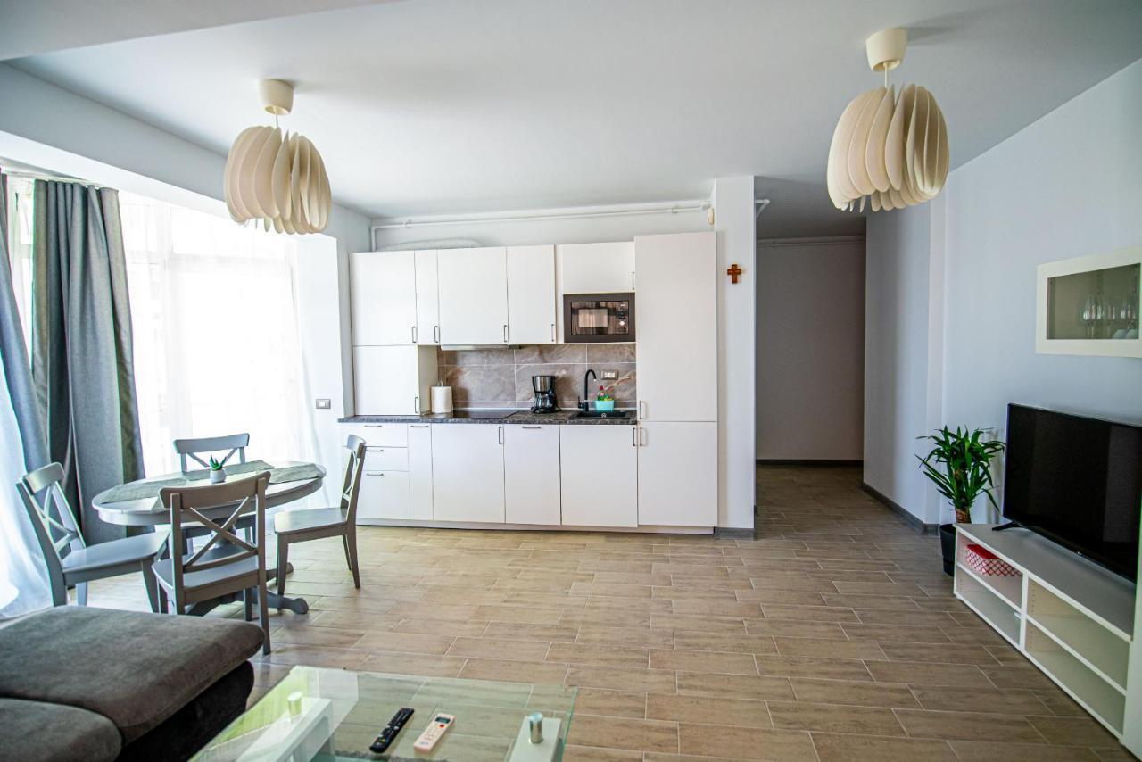 Apartment Katrina - Alezzi Beach - Sea View Navodari Exterior photo